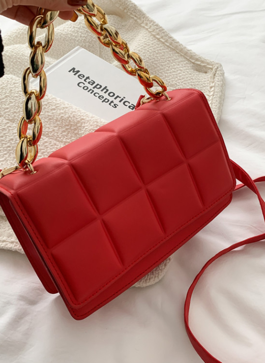 Casual Chain Hasp Shoulder Bag